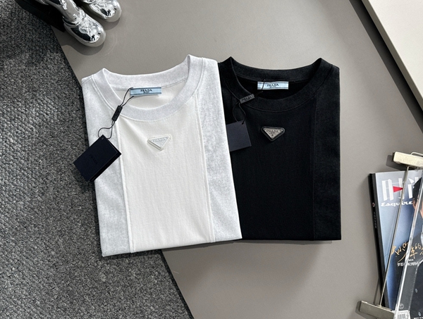 ブランドTシャツ着用イメージ